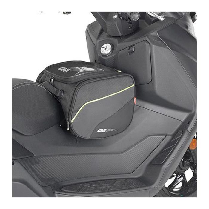 Borsa Tunnel E Sella Givi Per Scooter 23lt. Ea136