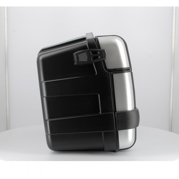 gitrk46n-hd-0009.jpg| VALIGIA GIVI TRK46N TREKKER CON ALLUMINIO 46LT.