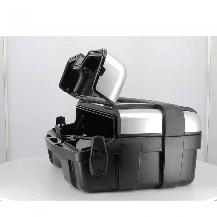 gitrk33n-hd-0005.jpg| VALIGIA GIVI TRK33N TREKKER CON ALLUMINIO 33 Lt.