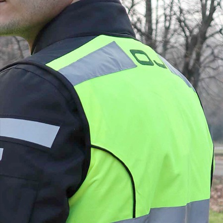 Alta visibilità: quando un gilet ti salva la vita